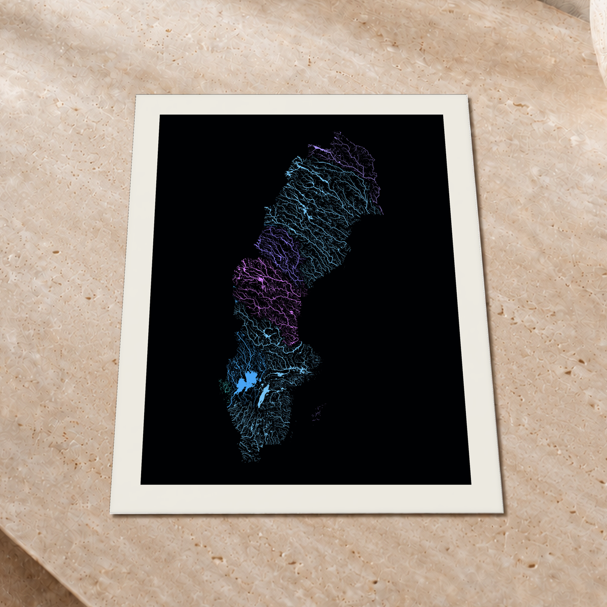 Beautiful Rivers — Suécia — Neon hidrográfico, Impressão fine art · 30 × 40 cm, Margem branca
