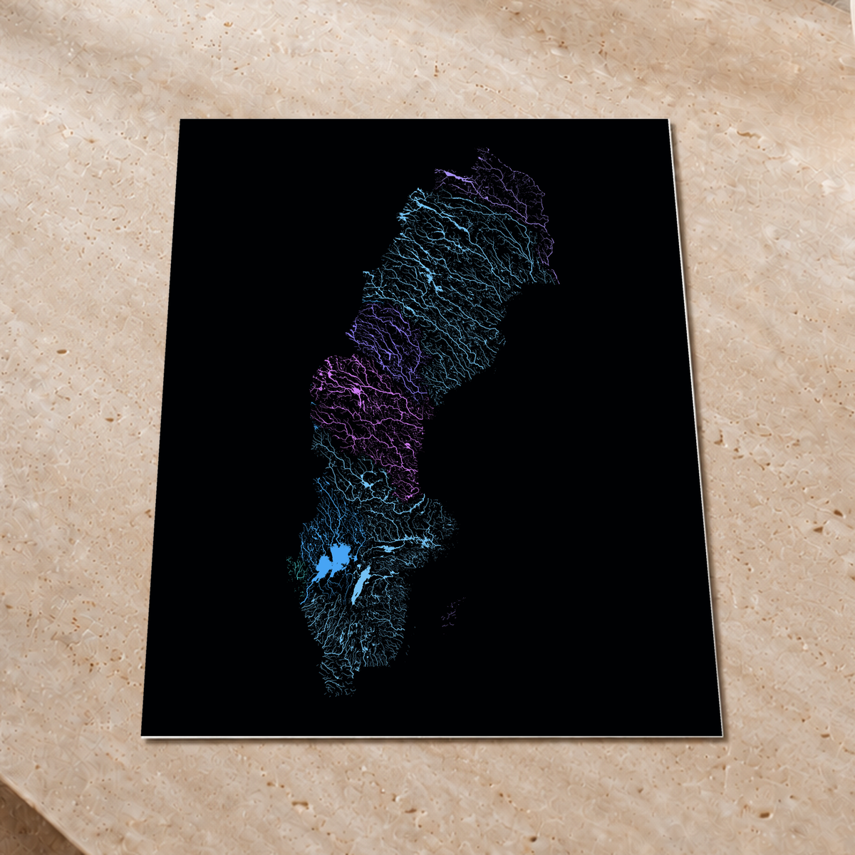 Beautiful Rivers — Suécia — Neon hidrográfico, Impressão fine art · 60 × 80 cm, Sem margem