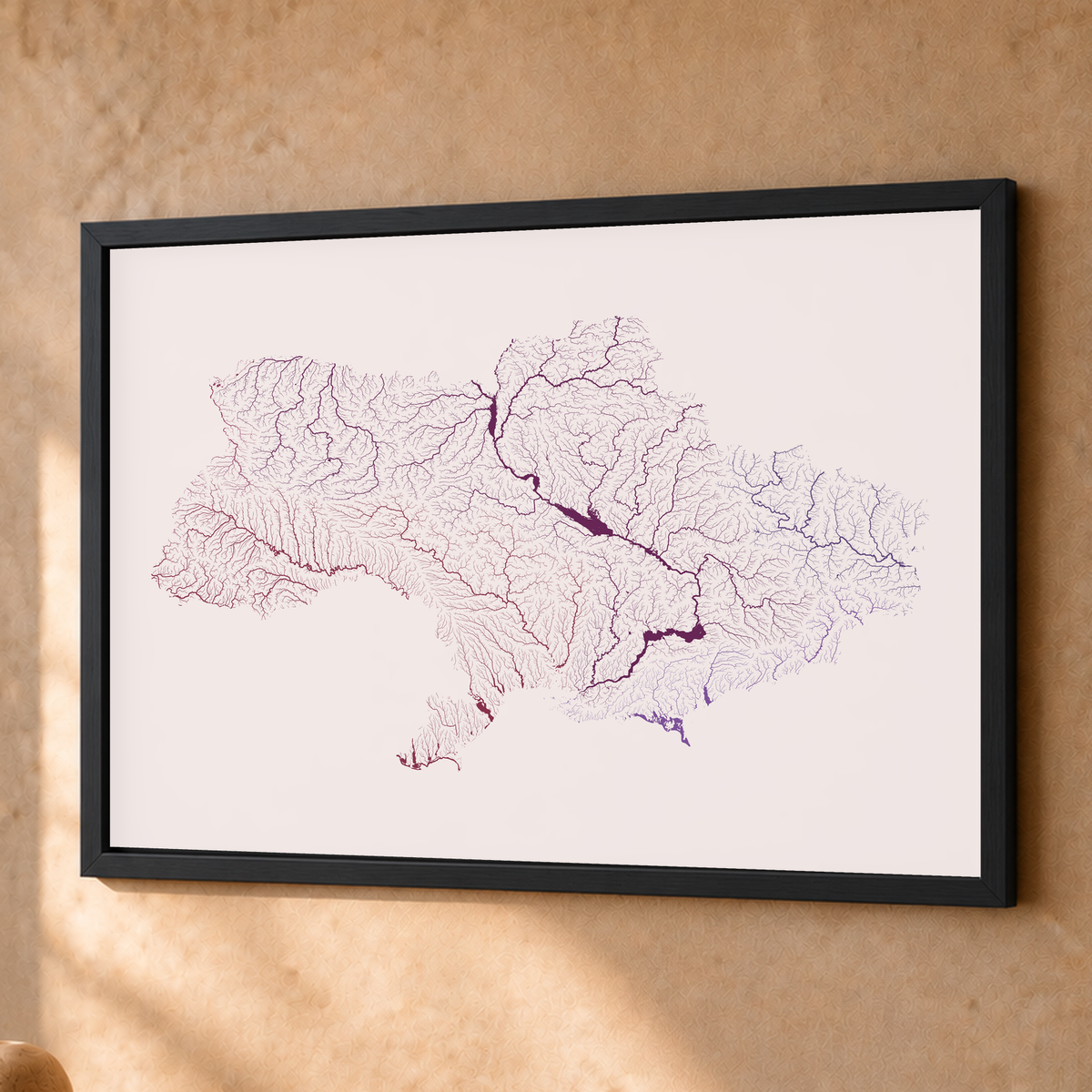 Beautiful Rivers — Ucrânia — Ameixa e rosé, Fine art emoldurado · 45 × 60 cm, Preto · Sem margem