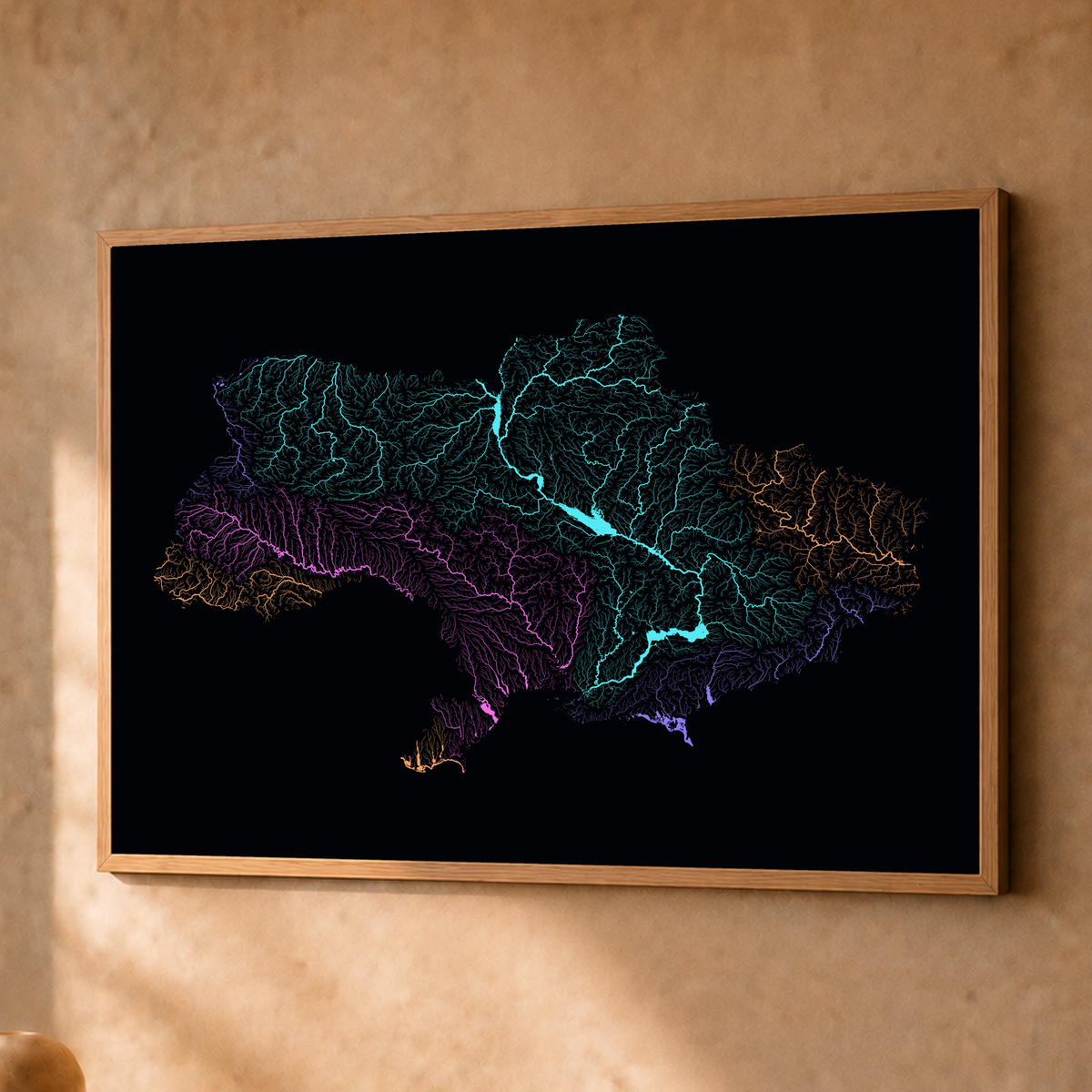 Beautiful Rivers — Ucrânia — Neon por território, Fine art emoldurado · 45 × 60 cm, Natural · Sem margem